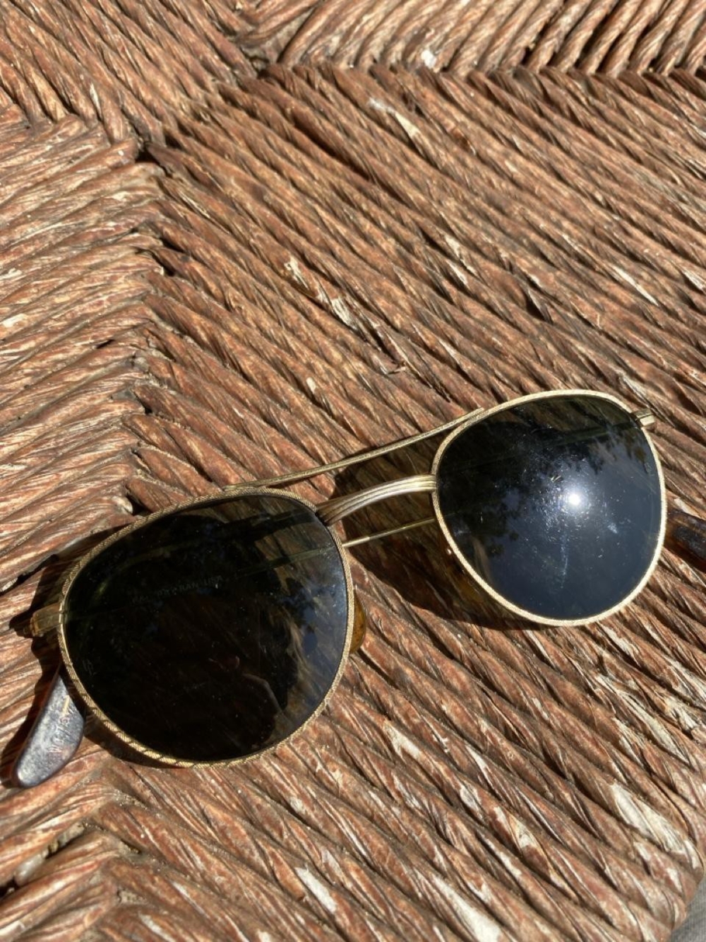 Vintage Ray-Ban Bausch & Lomb Aviator Sunglasses Gold Arista Made in USA BL